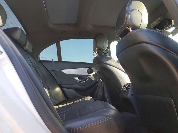 2019 MERCEDES-BENZ C C300-4M