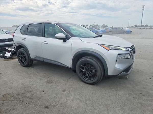 2023 NISSAN ROGUE SV — Passenger 3/4