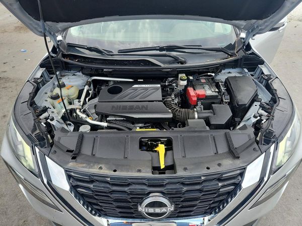 2023 NISSAN ROGUE SV — Engine bay