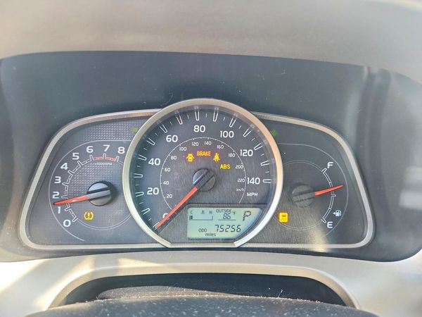 2015 TOYOTA RAV4 XLE (M Grade)