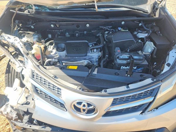 2015 TOYOTA RAV4 XLE (M Grade)