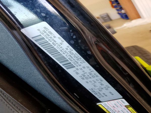 2018 JEEP WRANGLER Unlimited Sport — VINS