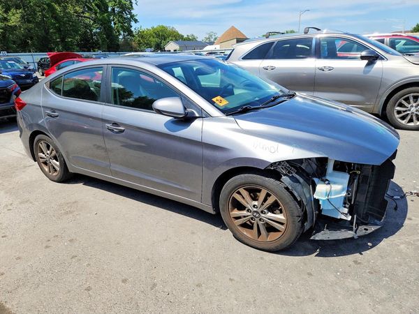 2018 HYUNDAI ELANTRA