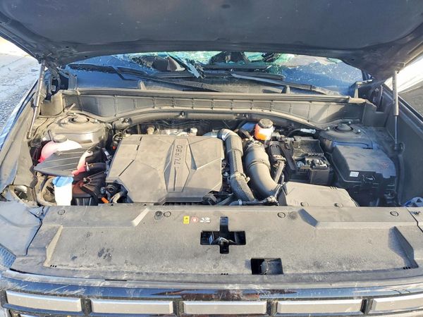 2025 HYUNDAI SANTA FE SE — Engine bay