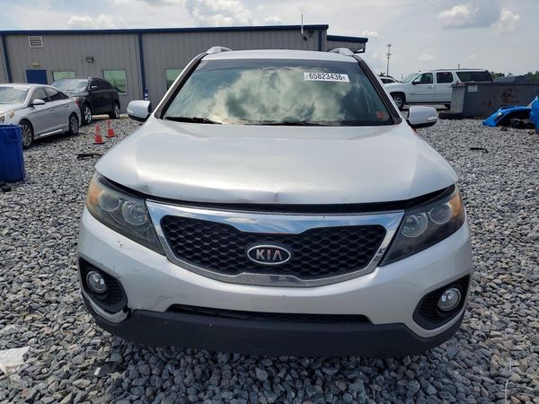 2013 KIA SORENTO Base / LX