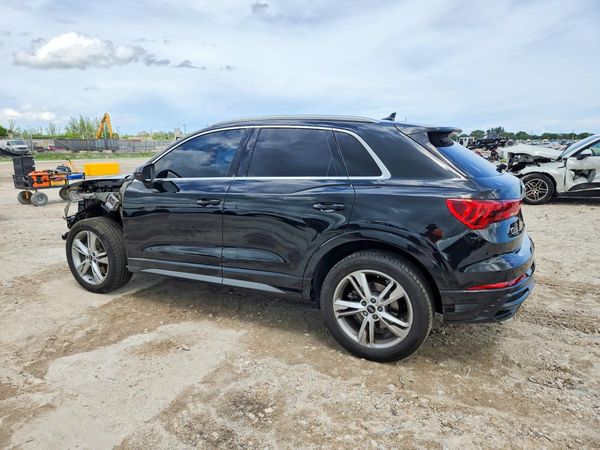 2022 AUDI Q3