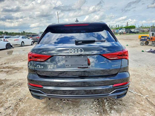 2022 AUDI Q3