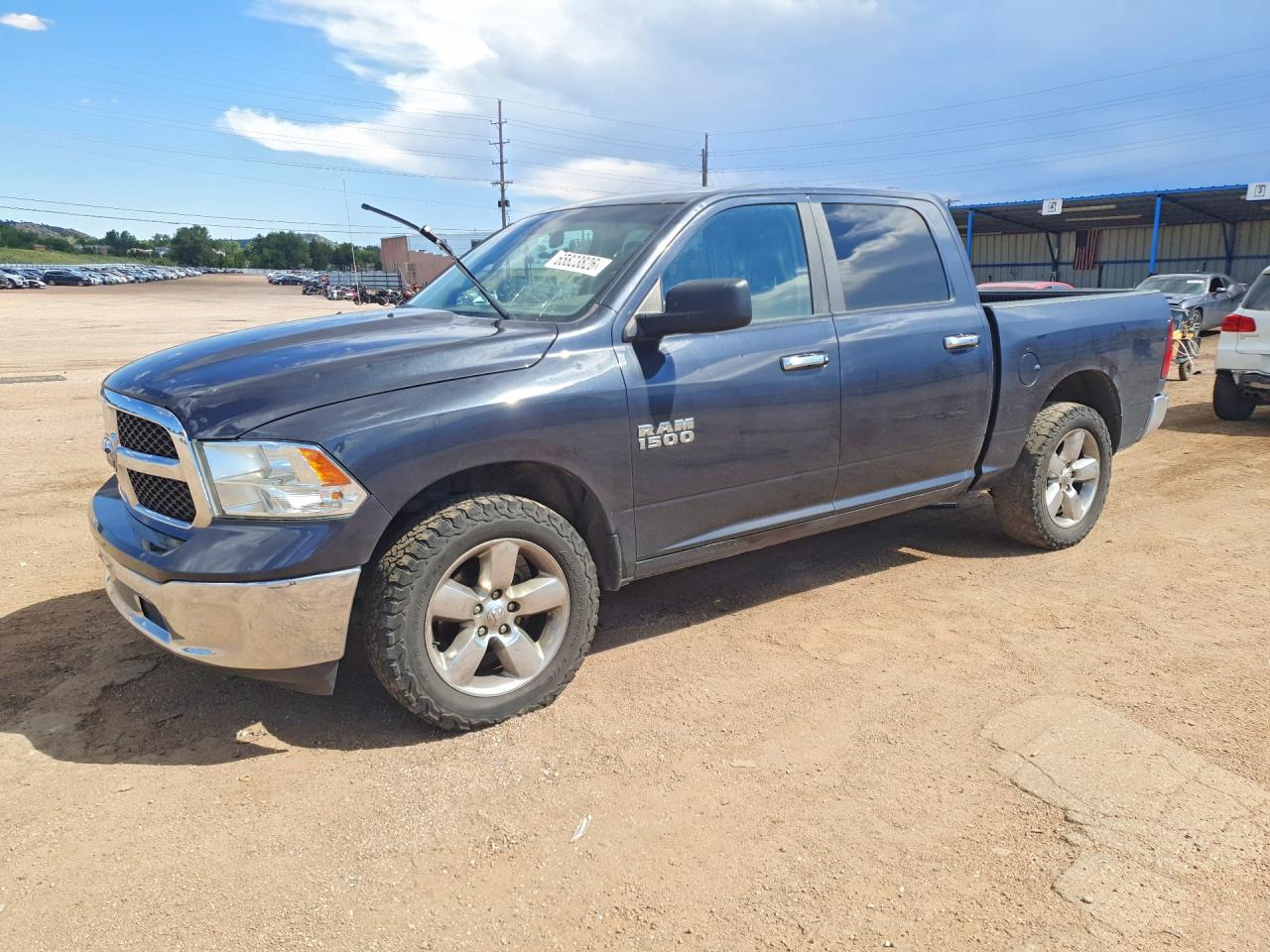 2018 RAM 1500 SLT CREW CAB 4X4