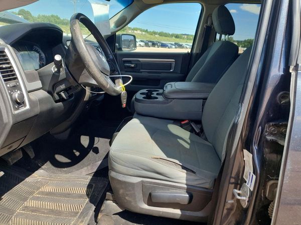2018 RAM 1500 SLT CREW CAB 4X4