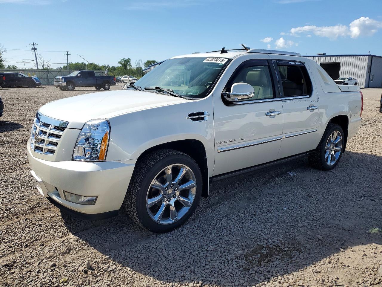2012 CADILLAC ESCALADE EXT Premium