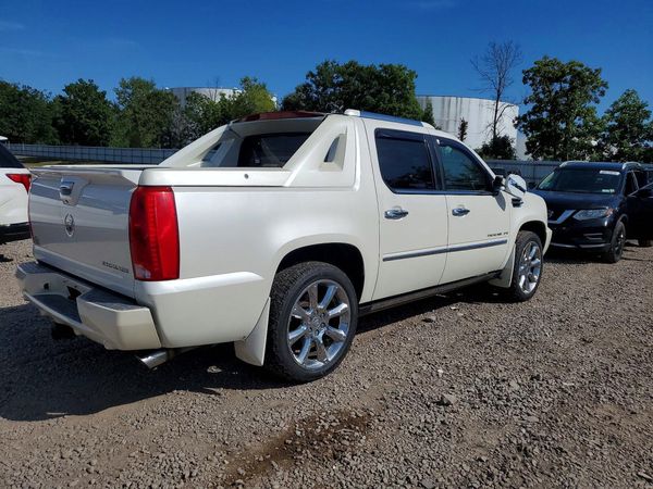 2012 CADILLAC ESCALADE EXT Premium