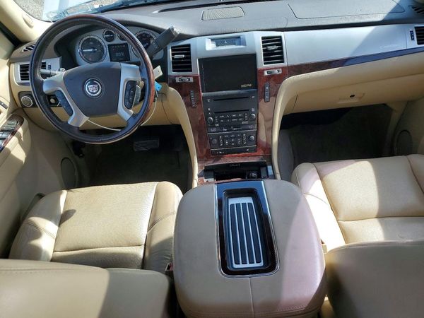 2012 CADILLAC ESCALADE EXT Premium