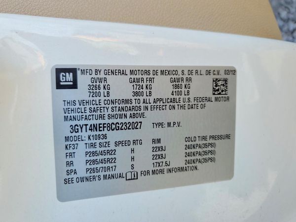 2012 CADILLAC ESCALADE EXT Premium