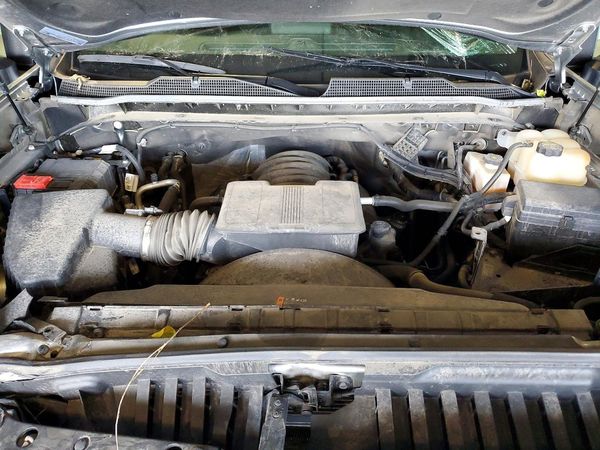 2024 CHEVROLET SILVERADO Custom — Engine bay