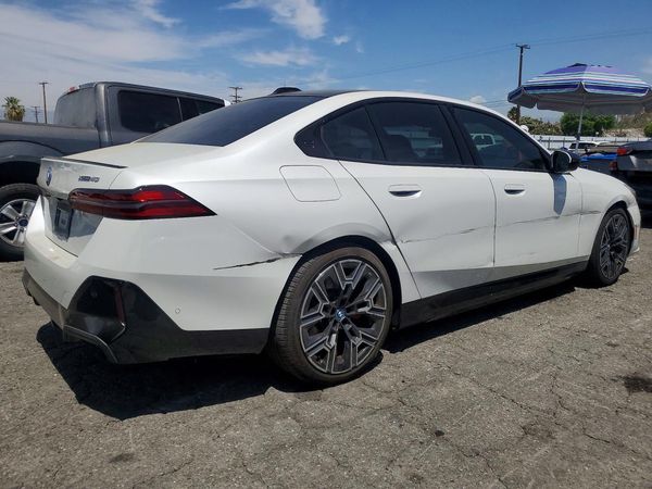 2025 BMW I5