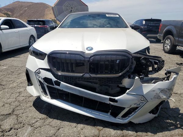 2025 BMW I5