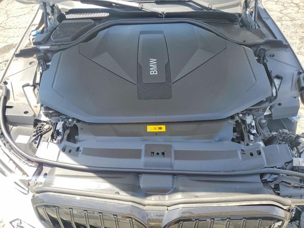 2025 BMW I5