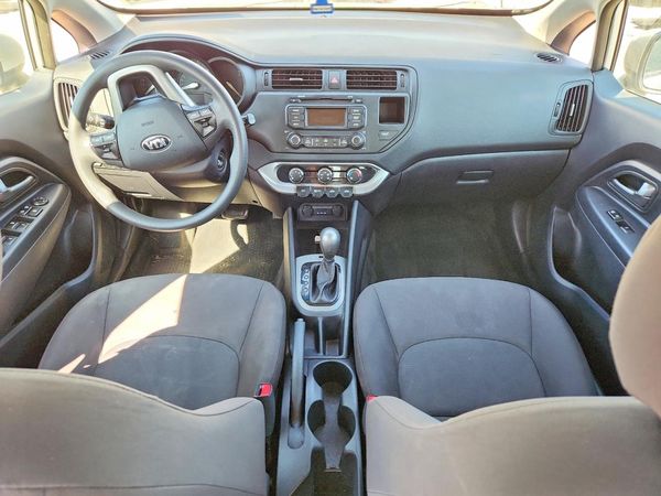 2013 KIA RIO LX