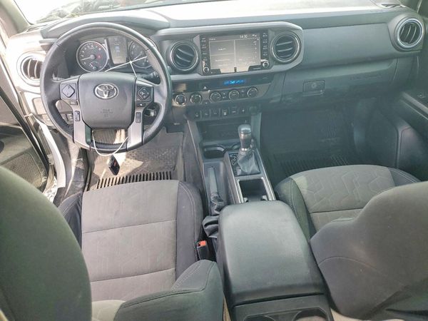 2022 TOYOTA TACOMA SR5
