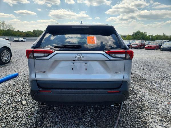 2024 TOYOTA RAV4 XLE — DIRR