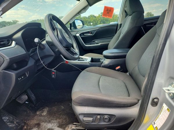 2024 TOYOTA RAV4 XLE — DENT
