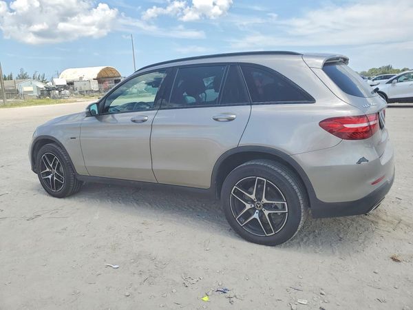 2019 MERCEDES-BENZ GLC