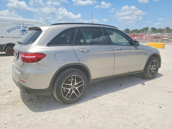 2019 MERCEDES-BENZ GLC