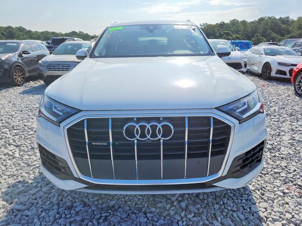 2020 AUDI Q7 quattro Premium Plus