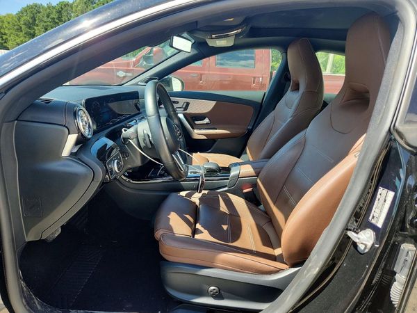 2020 MERCEDES-BENZ CLA