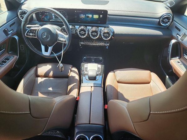 2020 MERCEDES-BENZ CLA