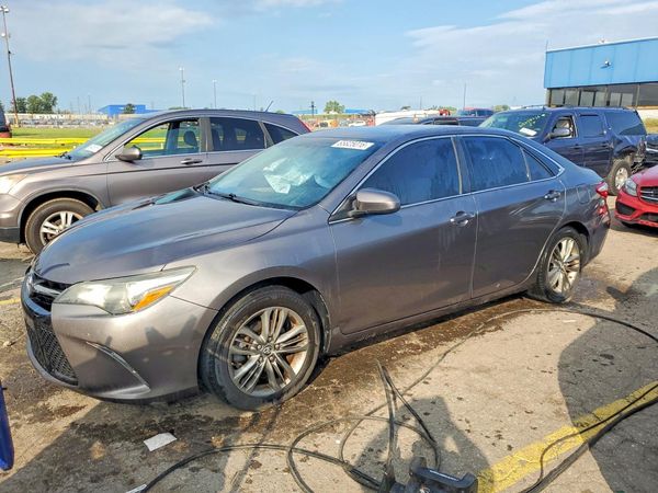 2015 TOYOTA CAMRY
