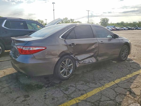 2015 TOYOTA CAMRY