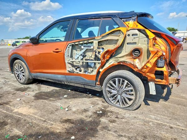 2021 NISSAN KICKS SV