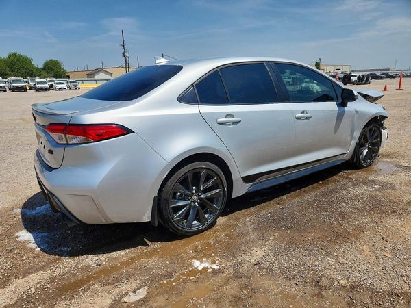 2025 TOYOTA COROLLA SE