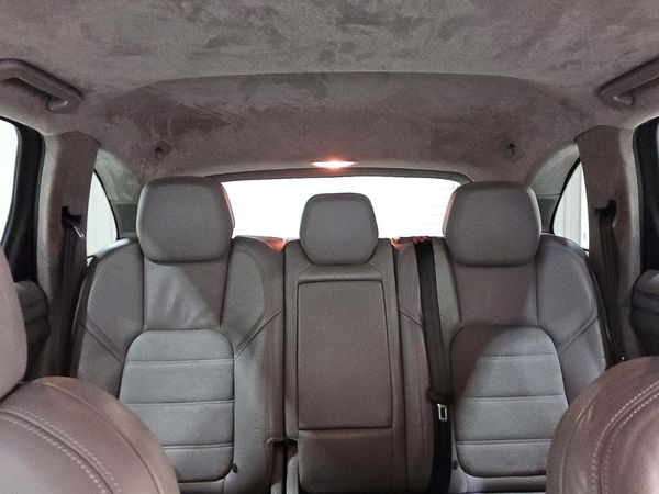 2014 PORSCHE CAYENNE GTS