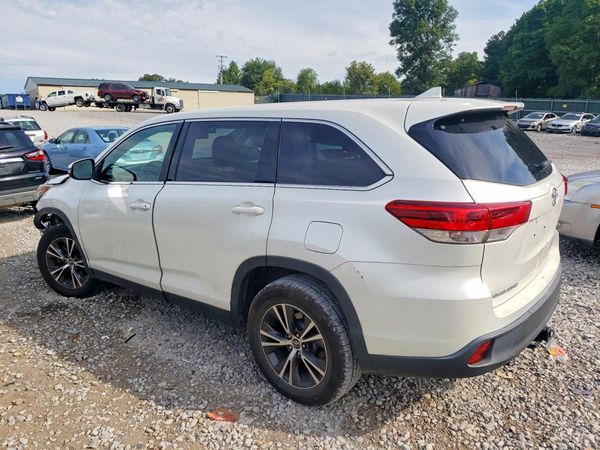 2019 TOYOTA HIGHLANDER LE/LE Plus