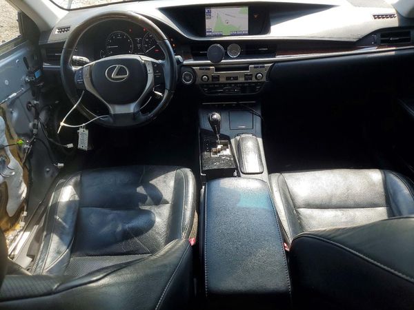 2013 LEXUS ES