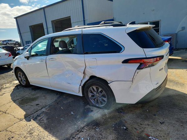 2022 TOYOTA SIENNA