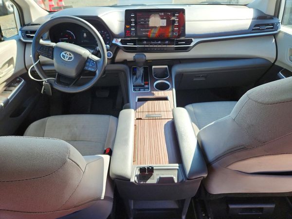 2022 TOYOTA SIENNA