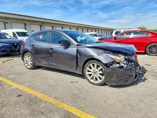 2017 MAZDA 3