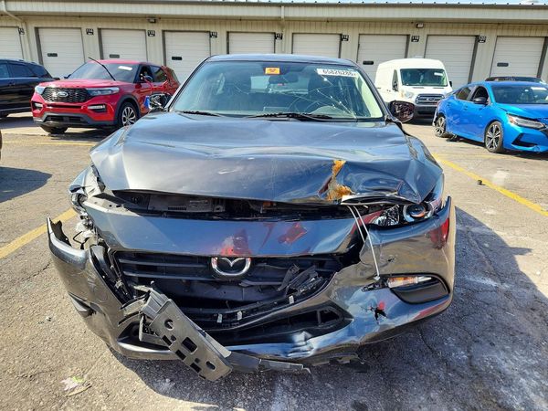 2017 MAZDA 3