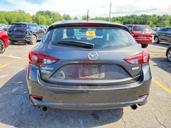 2017 MAZDA 3