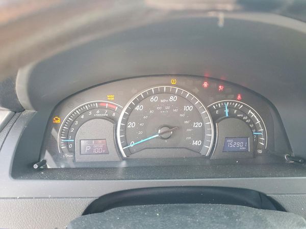 2012 TOYOTA CAMRY