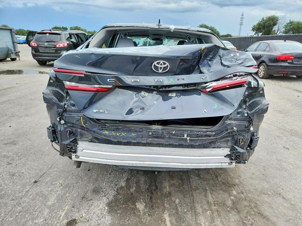 2026 TOYOTA CAMRY