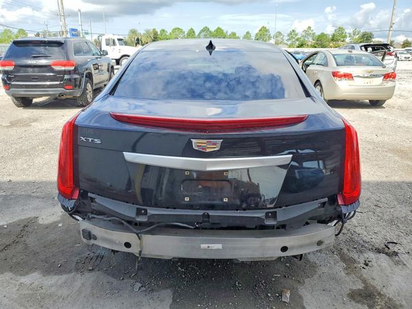 2017 CADILLAC XTS Luxury