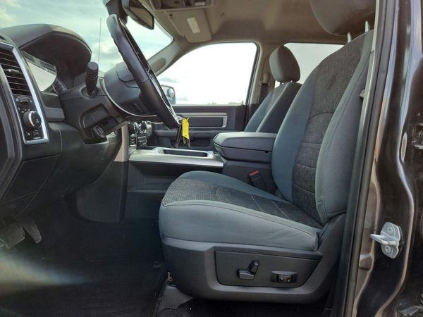 2018 RAM 1500 SLT