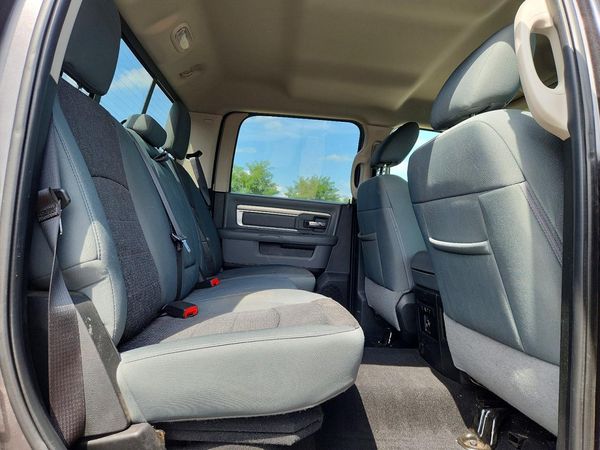 2018 RAM 1500 SLT