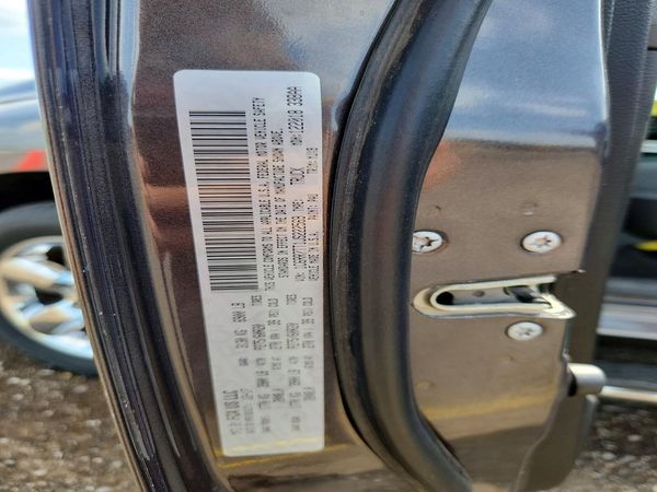 2018 RAM 1500 SLT