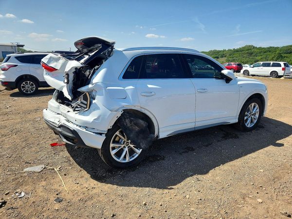 2023 AUDI Q3