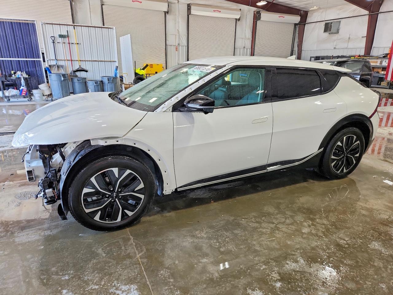 2024 KIA EV6 Light, Wind